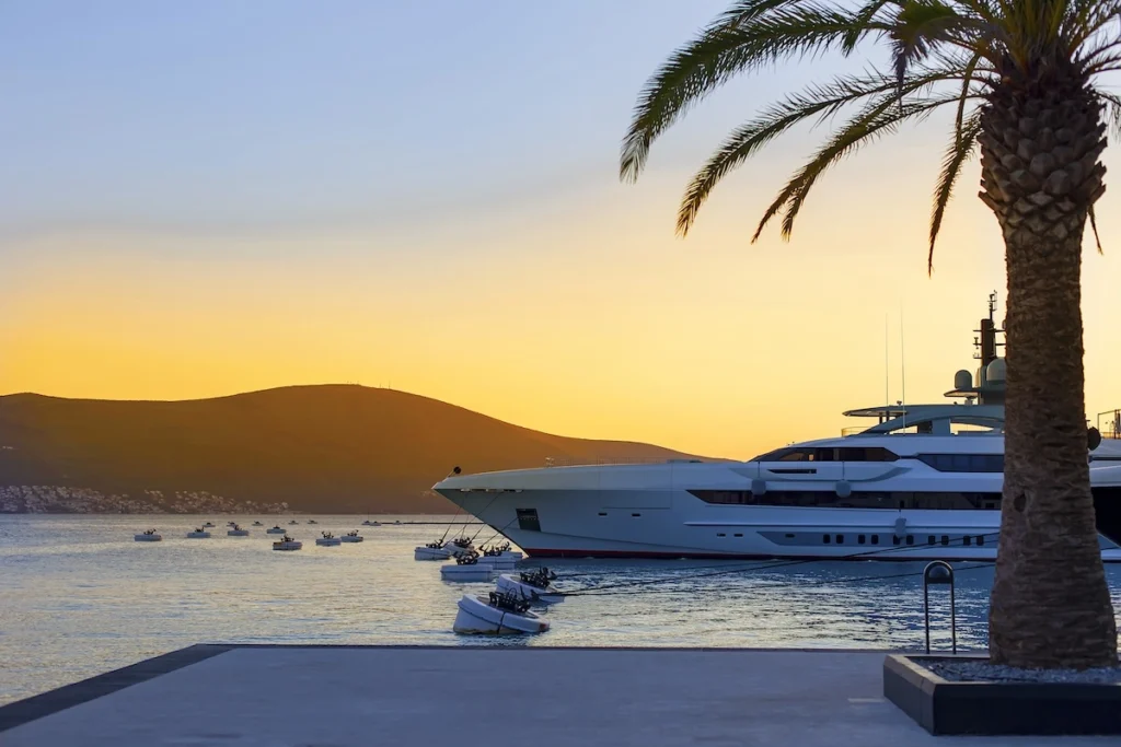 how to insure a luxury yacht?